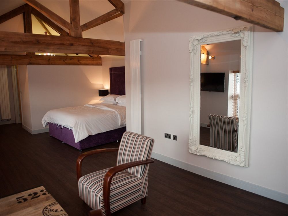 Hotel Forty One Driffield Bagian luar foto